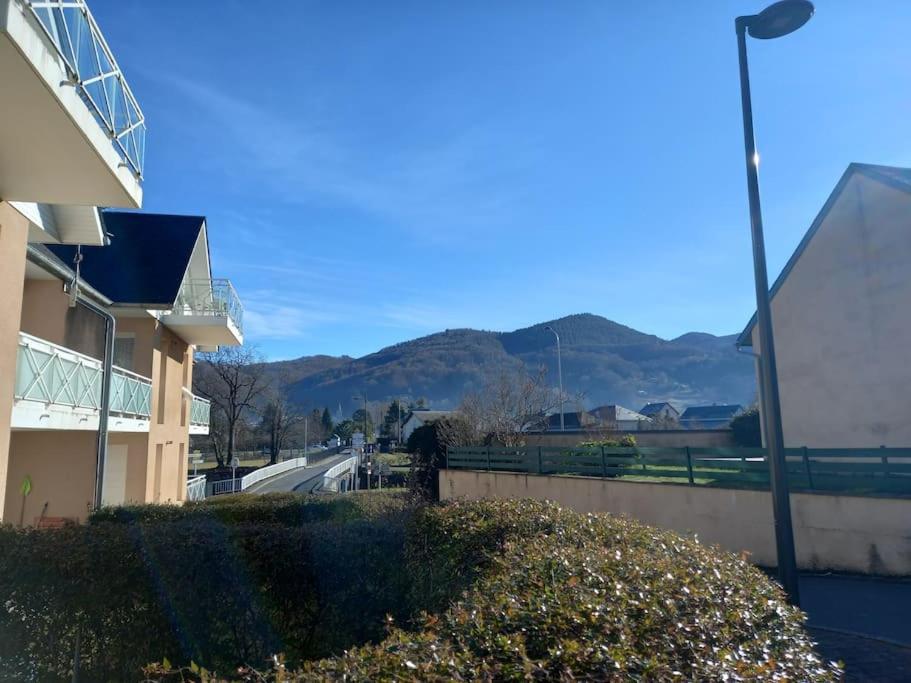 Le Cocoon De Py - Superbe T2 Au Calme Avec Garage Apartment Bagneres-de-Bigorre Exterior photo